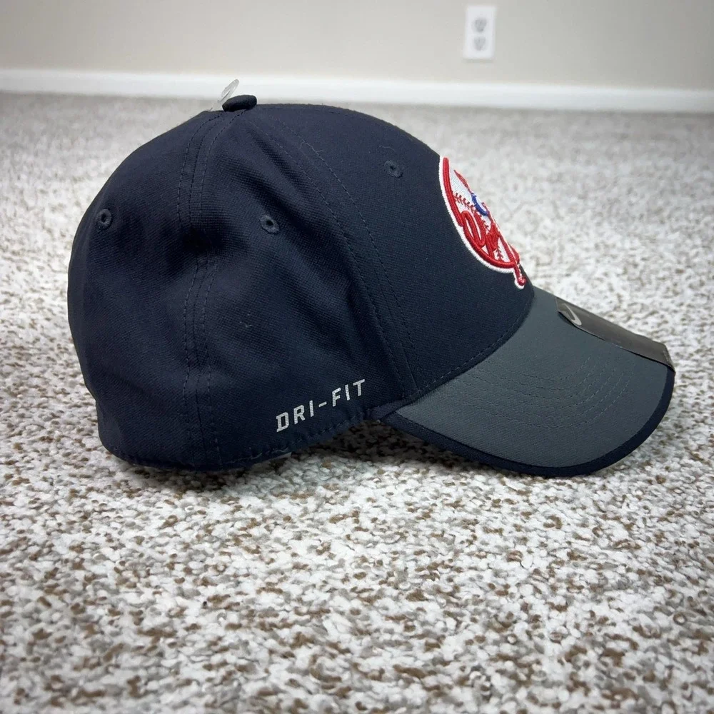 New York Yankees Hat Cap Fitted Mens Medium Blue Gray MLB Baseball Nike Dri Fit